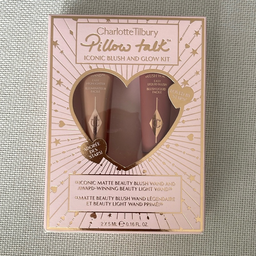 Charlotte Tilbury Pillow Talk Iconic Blush and Glow Kit